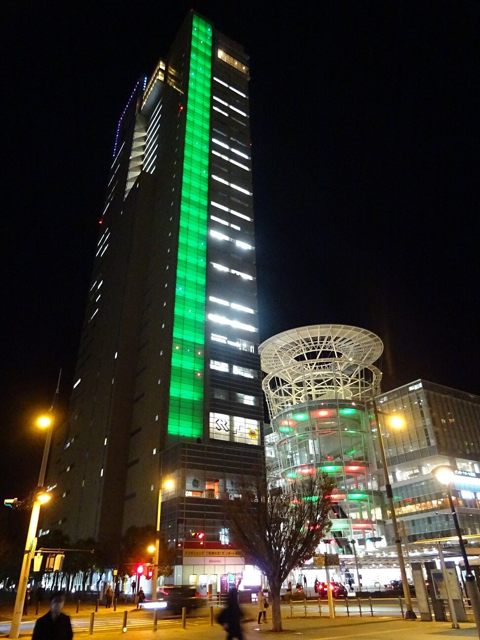 ライトアップ始まりました 高松シンボルタワー ウインターライティングアート21 22 高松シンボルタワー